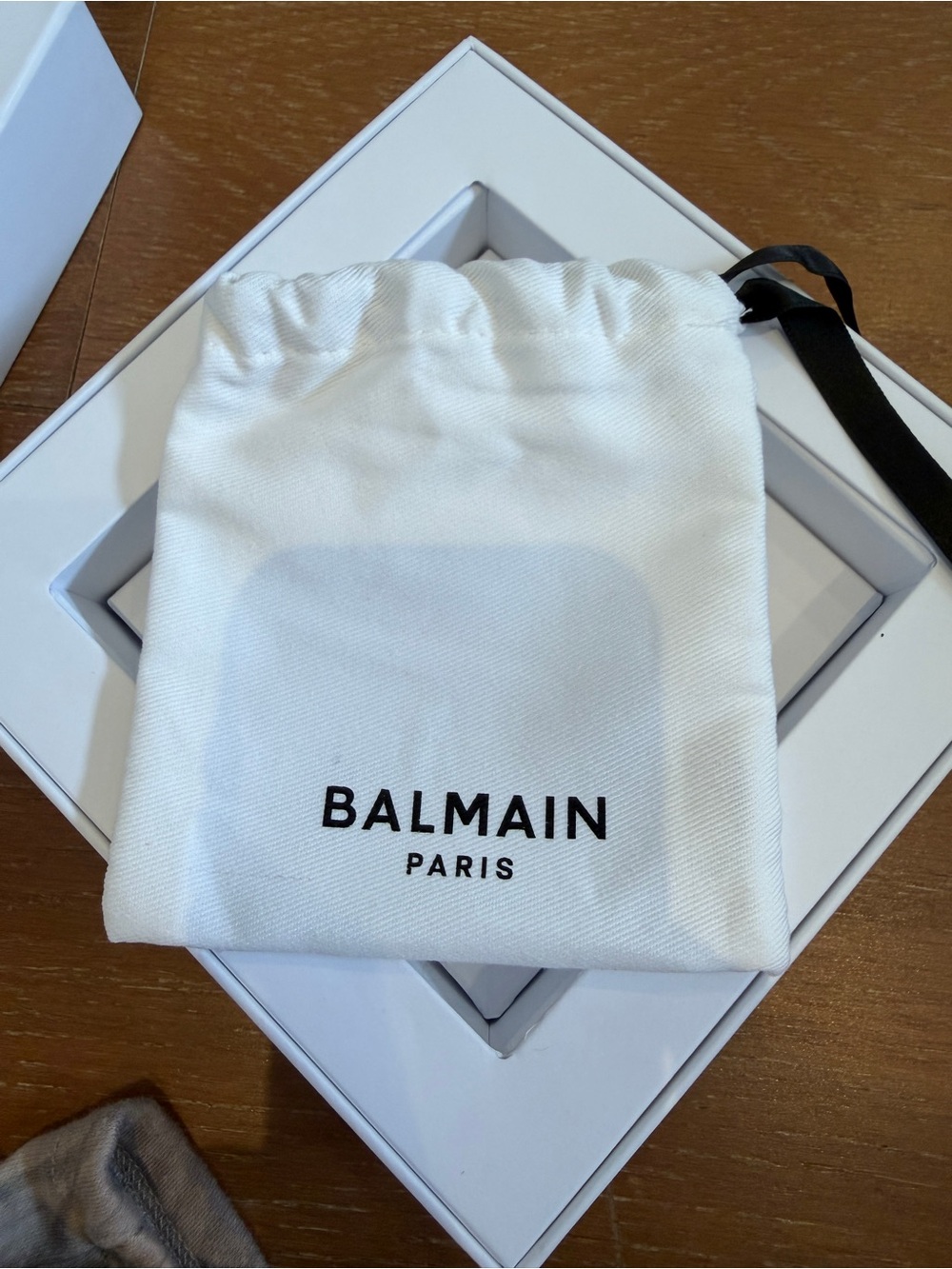 Balmain gold bag charm or keychain Brand New with box and dust bag - Picture 3 of 4